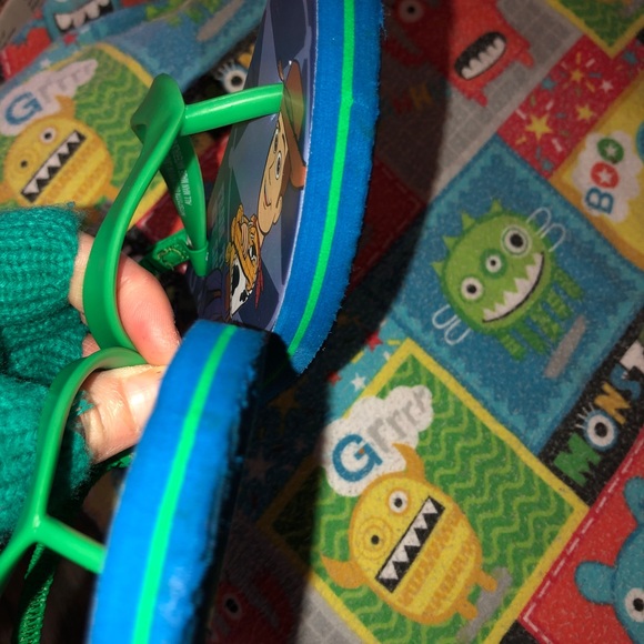 Toy Story Flops! 9-10/Toddler! - Picture 3 of 7